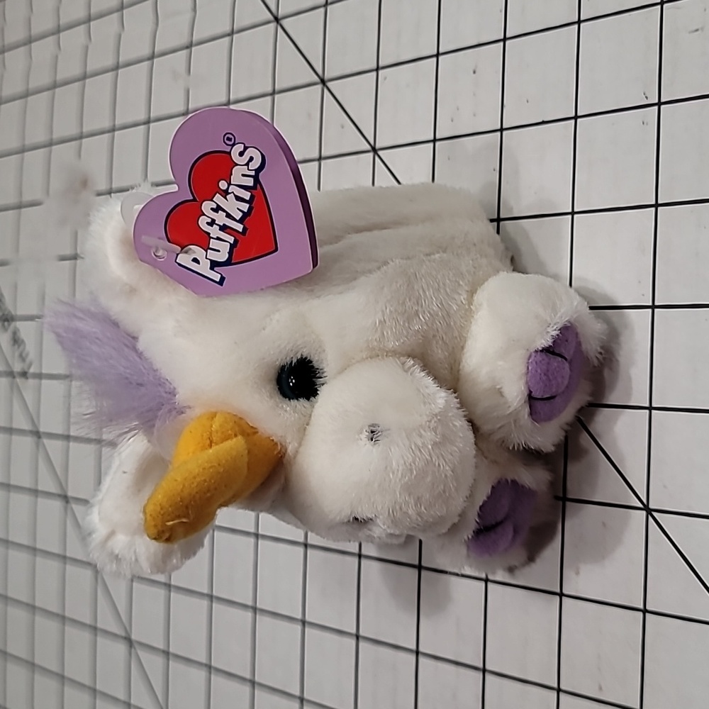 Unicorn 🦄‎  Puffkins - Preloved Shelf-sitter 1990s